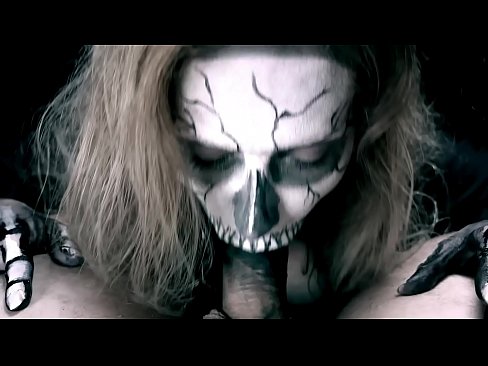 ❤️ ສາວ Demon ດູດ cock ກັບປາກສີດໍາຂອງນາງແລະກືນ cum. ️ ໜັງໂປ້ພາສາລັດເຊຍ ທີ່ lo.pornosexphoto.ru ❤